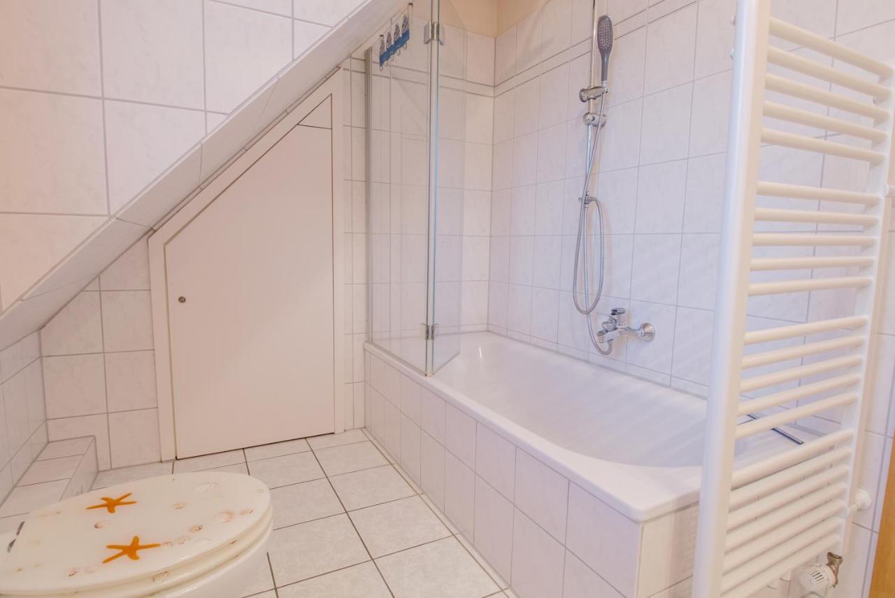 Zur Hanse Wohnung 1 3 - Lingnau Цингст Екстериор снимка